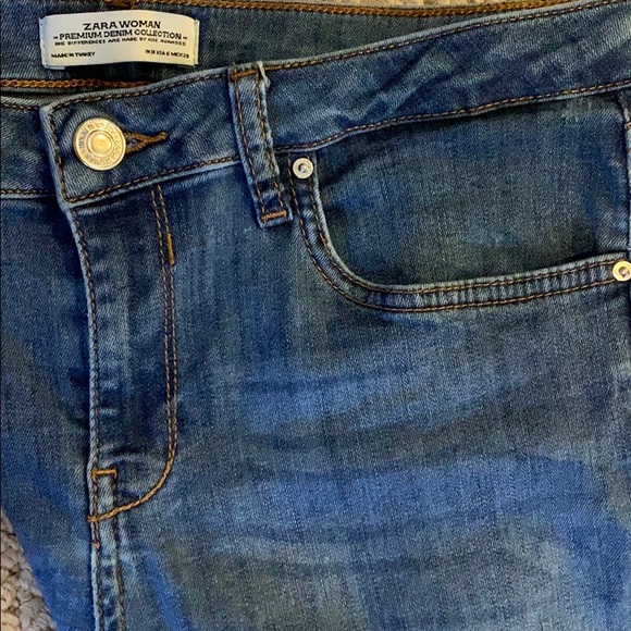 Zara Cropped Denim - Picture 2 of 3